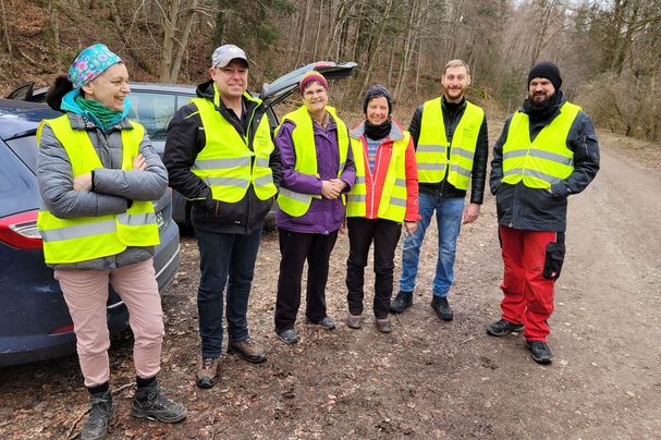 11.02.2023 Die BN-Ortsgruppe Kirchseeon begann das Jahr 2023 mit einer Artenschutz-Aktion im Ebersberger Forst. 