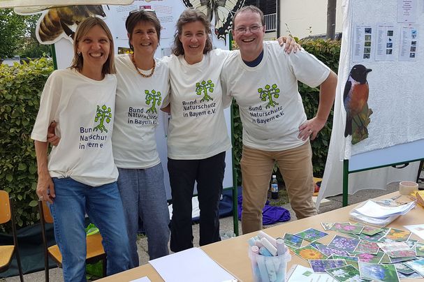 Eine tolle Truppe, Mitglieder der neugegründeten Ortsguppe Kirchseeon des Bund Naturschutz