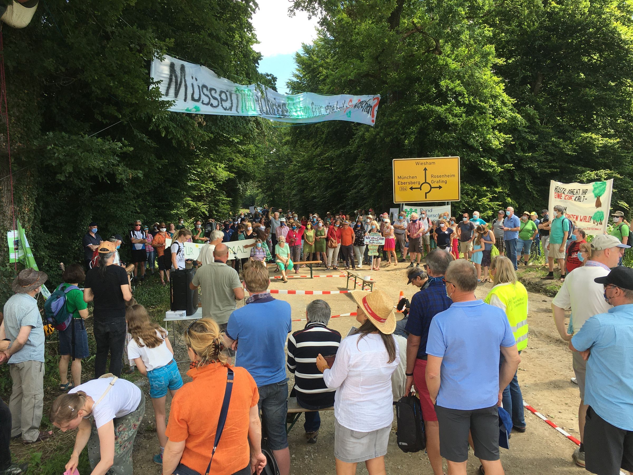 20200627 - Demo für den Erhalt der alten Eiche Grafing / Seeschneid - BUND Naturschutz Ebersberg 20200627 - Demo für den Erhalt der alten Eiche Grafing / Seeschneid - BUND Naturschutz Ebersberg